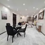 Bel Appartement Sur La Corniche