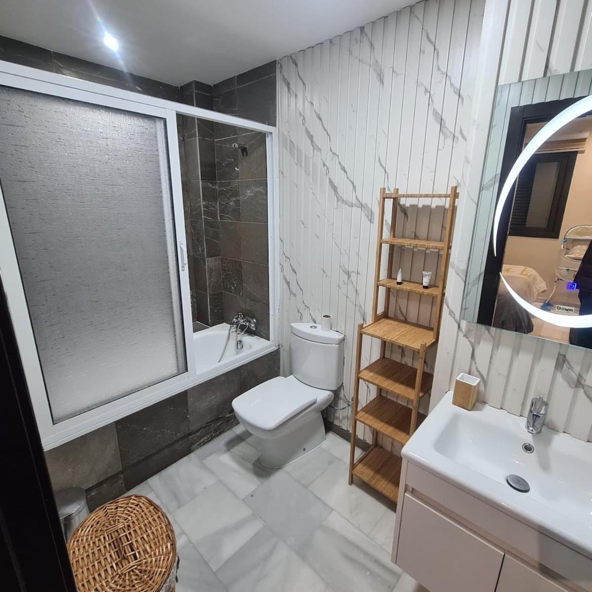 Bel Appartement Sur La Corniche Apartment *